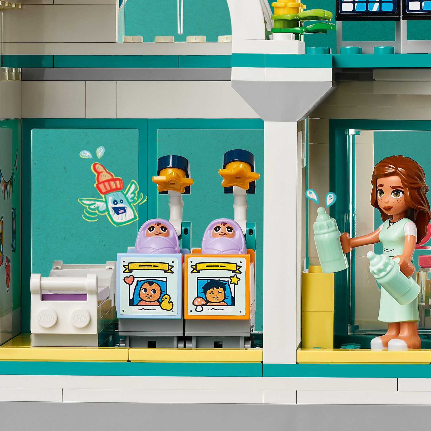 Конструктор LEGO Friends Больница в Хартлейк-Сити 1045 детали (42621) - фото 6