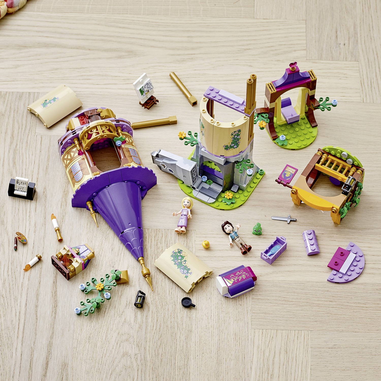 Конструктор LEGO Disney Princess Башня Рапунцель, 369 деталей (43187) - фото 13