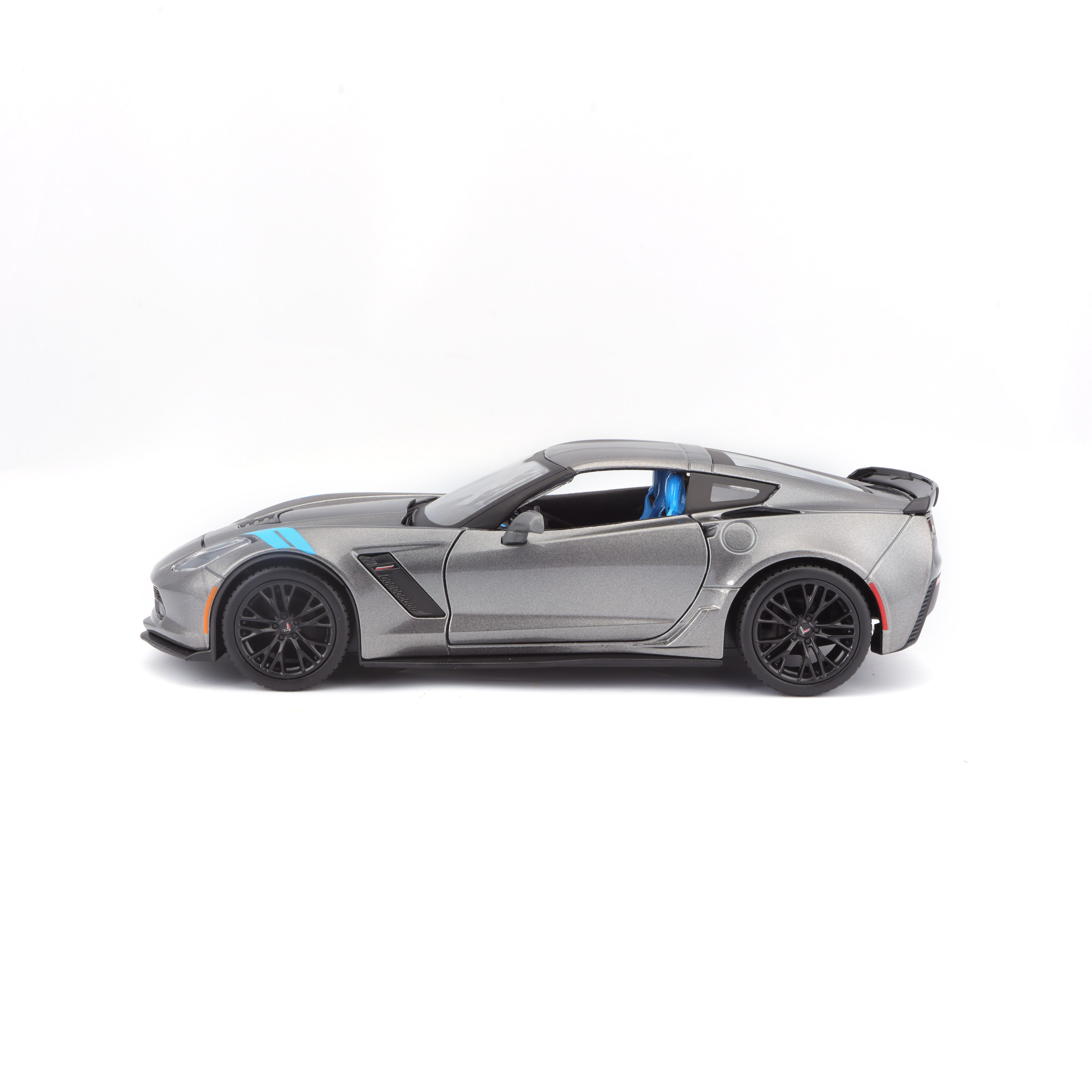 Игровая автомодель Maisto Corvette Grand Sport 2017, серый металлик, 1:24 (31516 met. grey) - фото 2