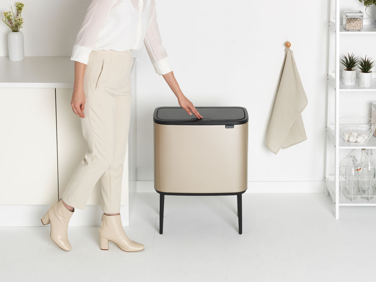 Бак для мусора Brabantia Touch Bin Bo, 34 л, бежевый (304620) - фото 4