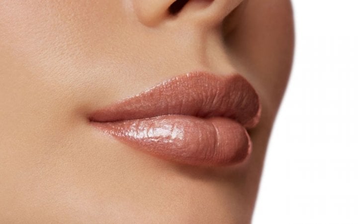 Помада для губ Pupa Miss Ultra Brilliant, відтінок 100, 2,4 мл (245100) - фото 2