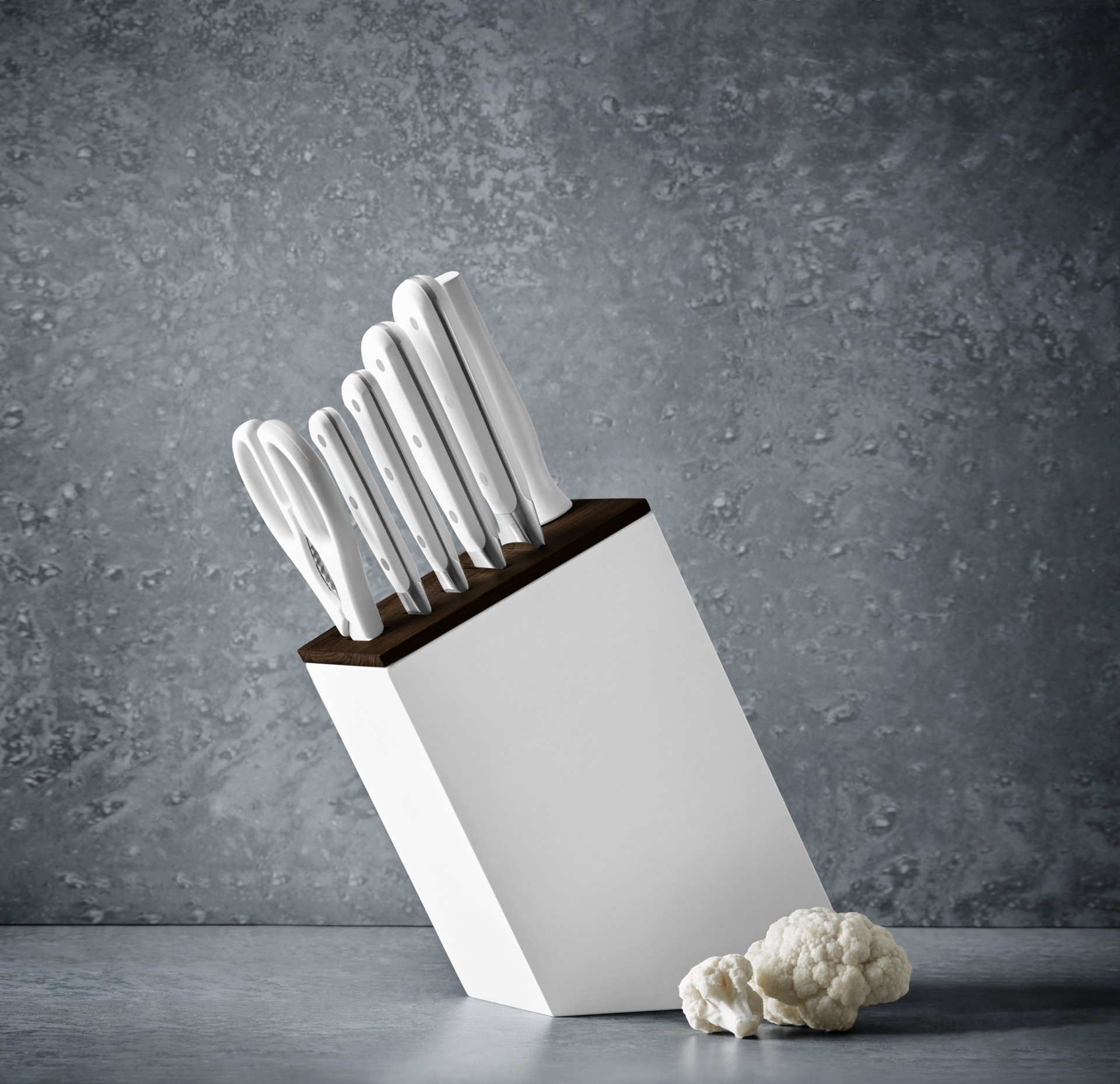 Блок з ножами, заточуванням та ножицями кухонними Wuesthof Classic White, 7 предметів (1090270601) - фото 8