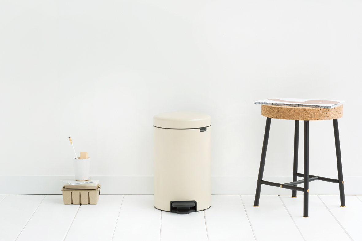 Бак для сміття Brabantia Pedal Bin, мигдальний, 12 л (113468) - фото 5