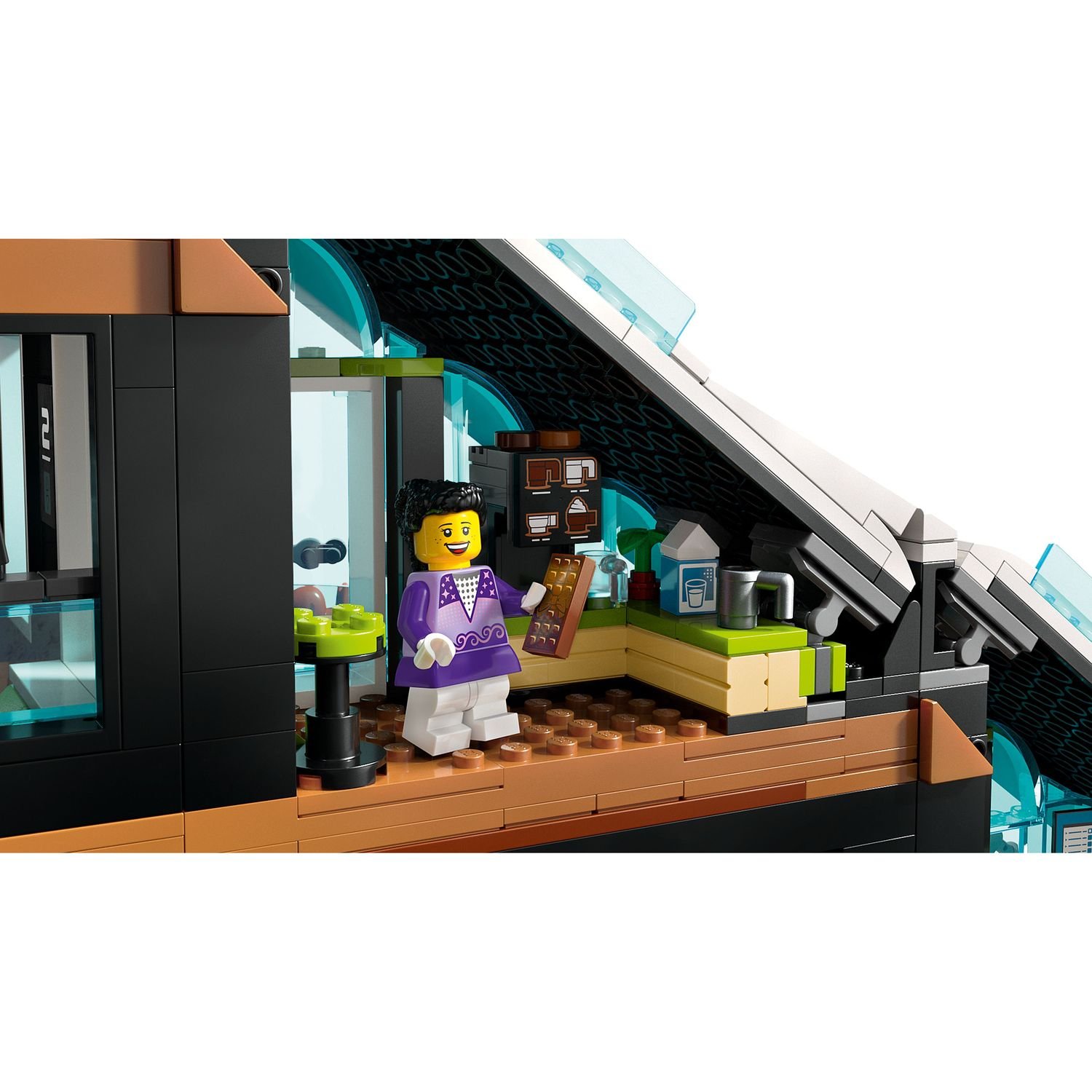 Конструктор LEGO City Горнолыжный и скалолазный центр, 1045 деталей (60366) - фото 9