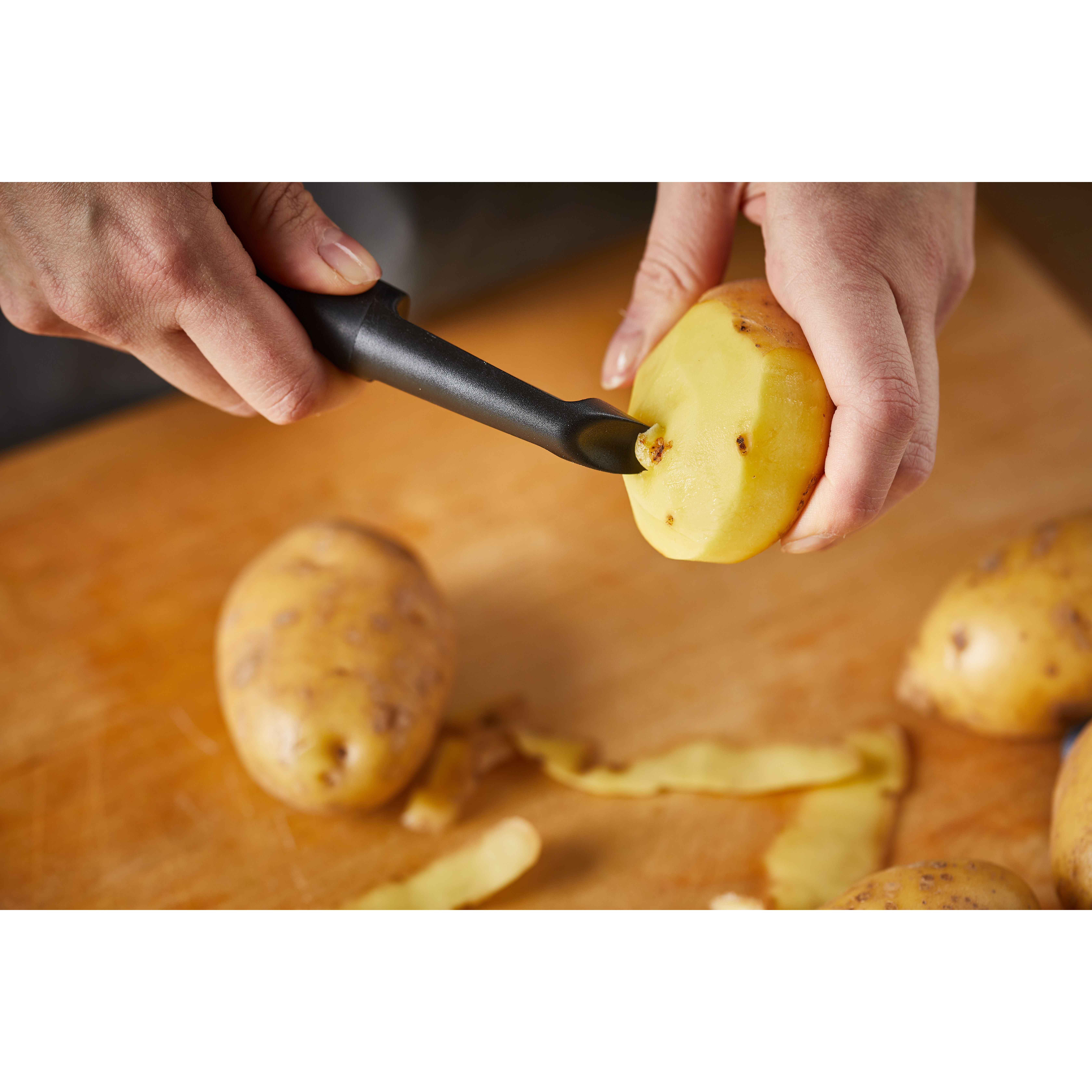 Нож для овощей Fiskars Form с подвижным лезвием (1014419) - фото 8