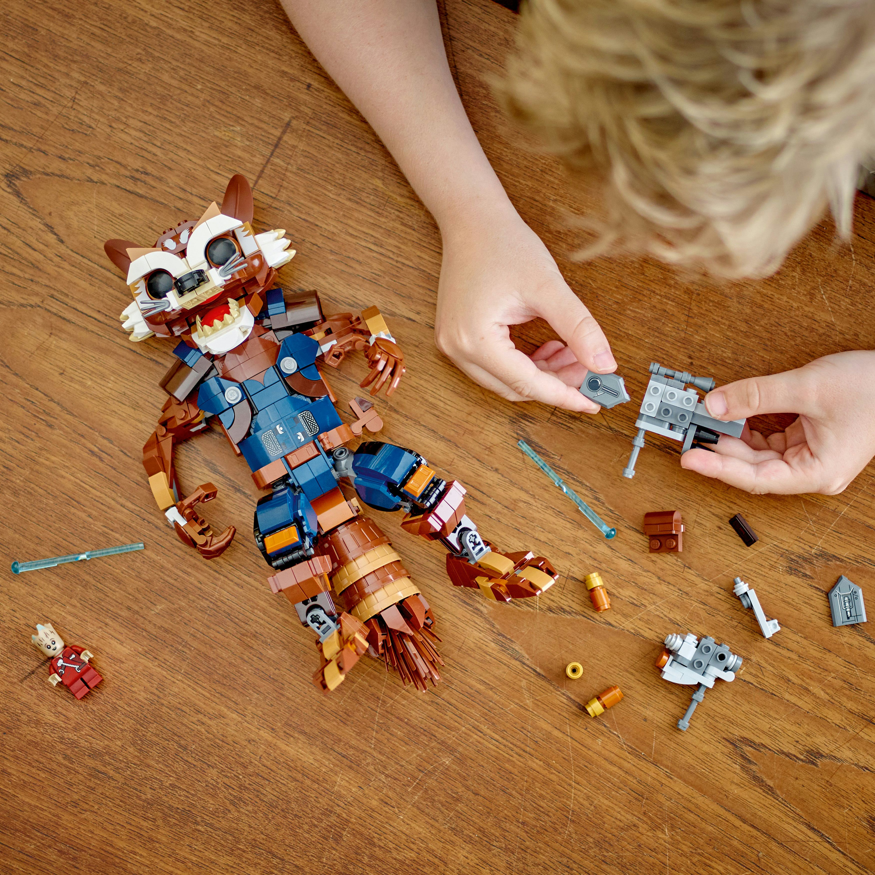 Конструктор LEGO Super Heroes Ракета и малыш 566 детали (76282) - фото 3