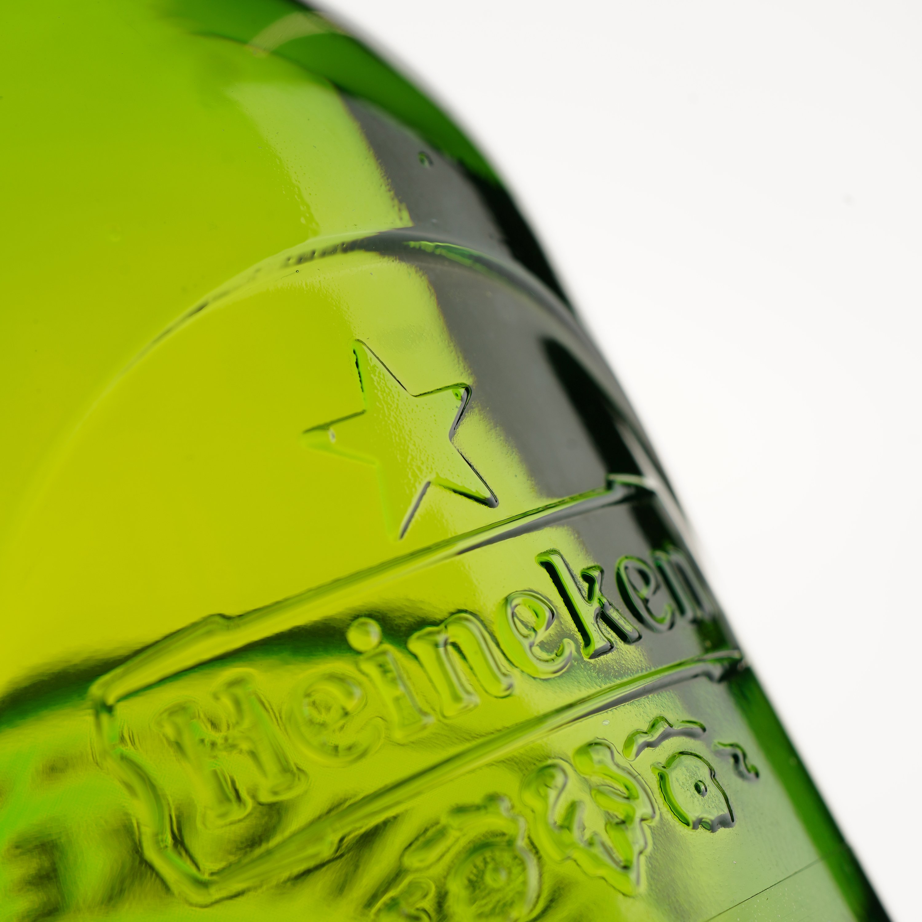 Пиво Heineken, светлое, 5%, 0,33 л (655365) - фото 3