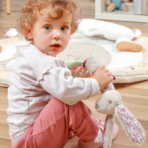 Іграшка дитяча BabyOno Кролик Мілі з пискалкою 6.5х26 см (2179421569) - фото 4