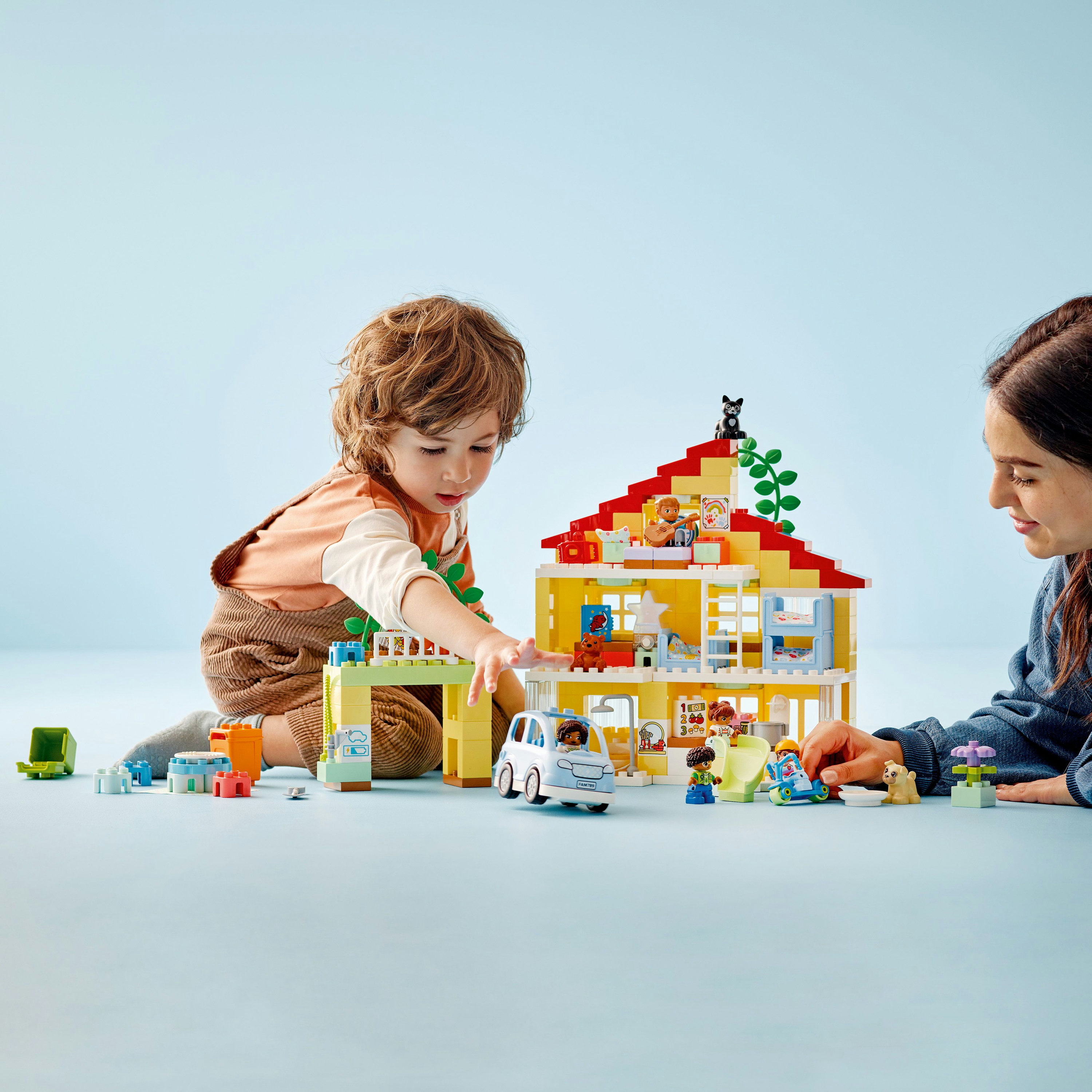 Конструктор LEGO DUPLO Town Семейный дом 3 в 1, 218 деталей (10994) - фото 4