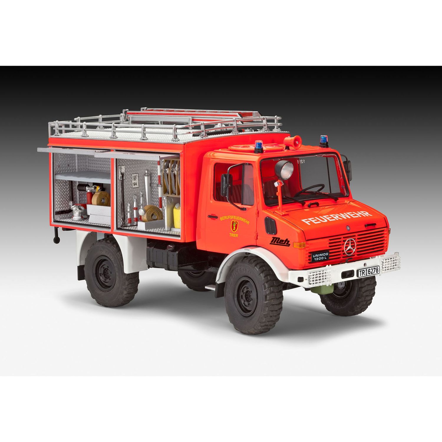 Збірна модель Revell Пожежна машина Mercedes-Benz Unimog U1300L TLF 8/18 рівень 5, масштаб 1:24, 210 деталей (RVL-07512) - фото 6