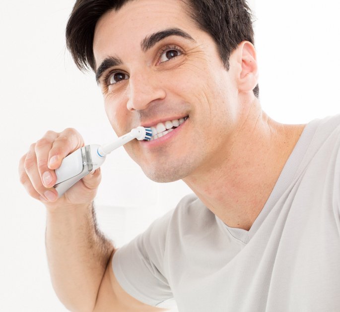 Насадки для електричних зубних щіток Oral-B Floss Action EB25, 2 шт. - фото 7
