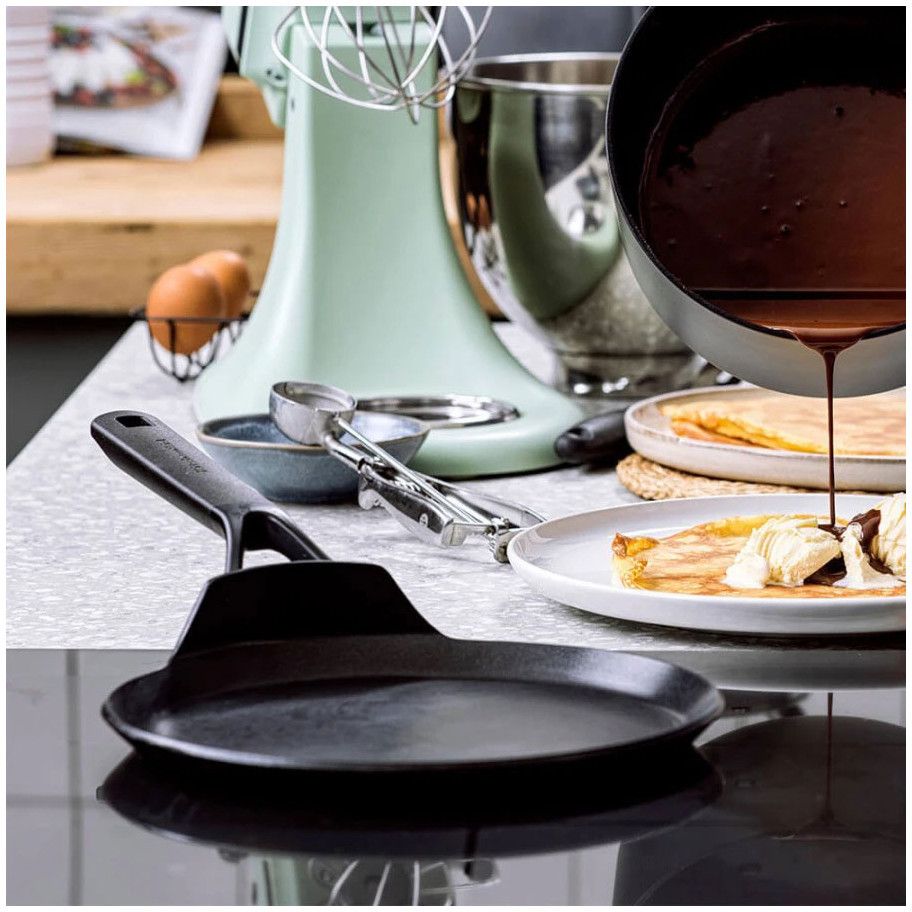 Сковорода для млинців KitchenAid Classic Forged Aluminium 24 см з керамічним покриттям (CC005680-001) - фото 4