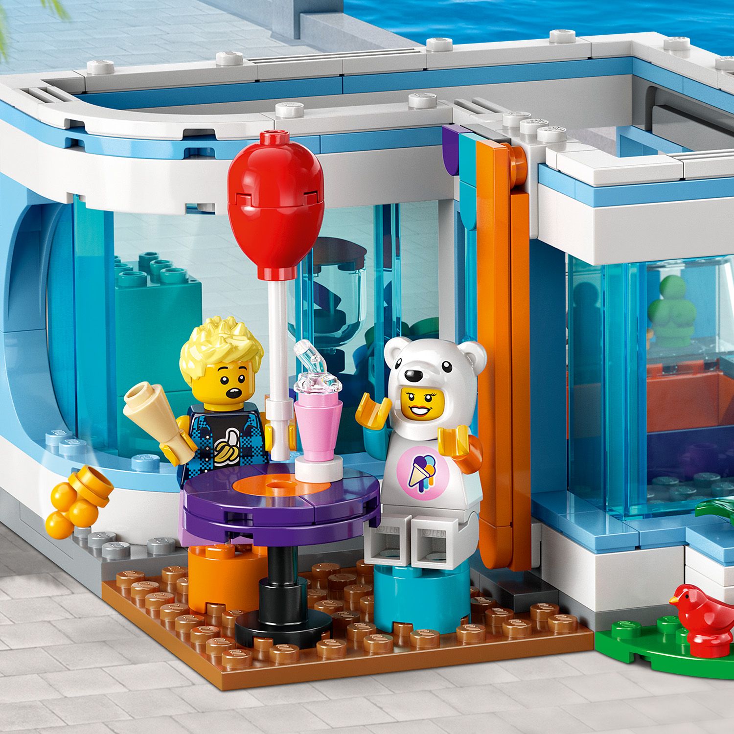 Конструктор LEGO City Магазин мороженого, 296 деталей (60363) - фото 6