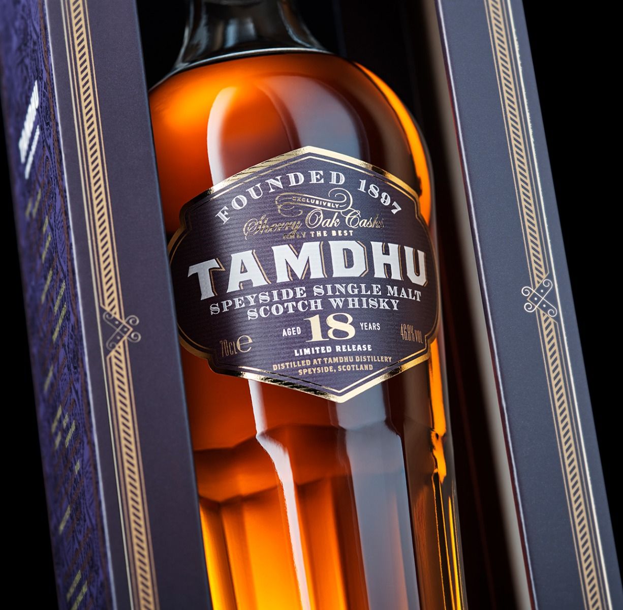 Виски Tamdhu 18 yo Single Malt Scotch Whisky 46.8% 0.7 л в подарочной упаковке - фото 4
