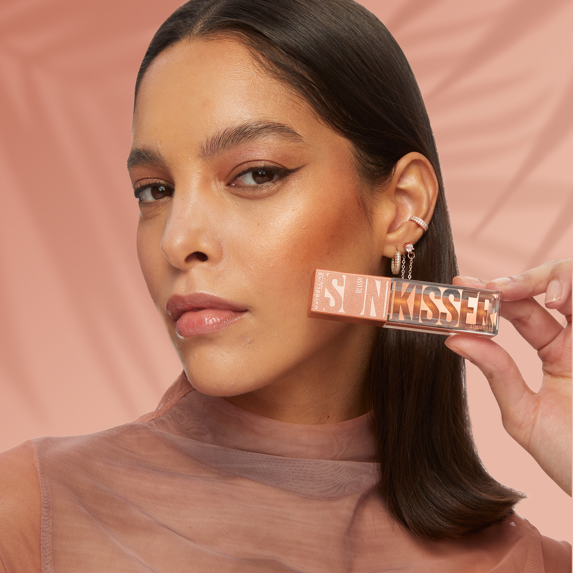 Рідкі рум'яна Maybelline New York Sunkisser з ефектом сяйва відтінок 06 (City Sizzle) 4.7 мл - фото 6