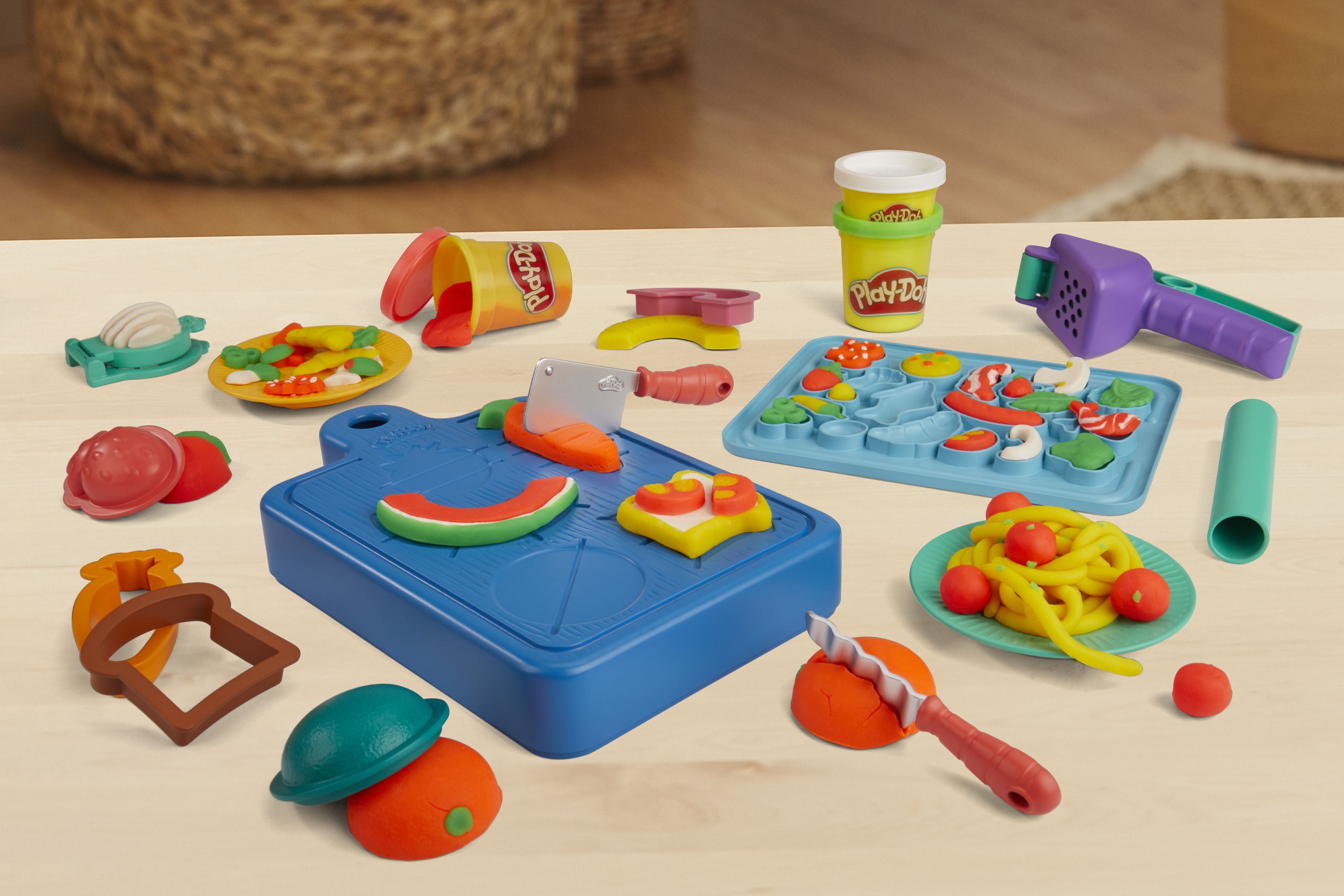 Игровой набор с пластилином Hasbro Play-Doh Маленький Шеф (F6904) - фото 3