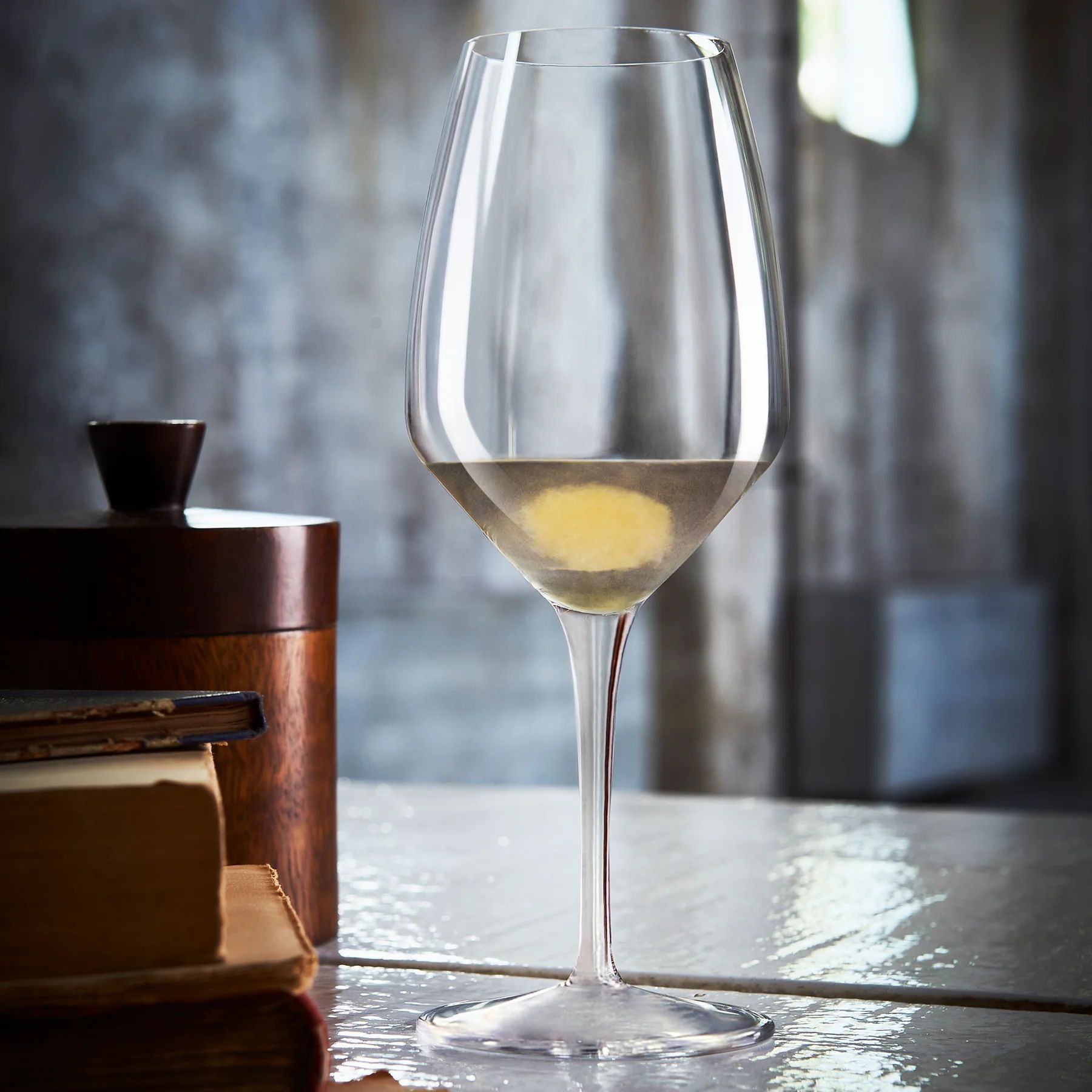 Келих для білого вина Luigi Bormioli Atelier 350 мл (A10648BYL02AA07) - фото 3