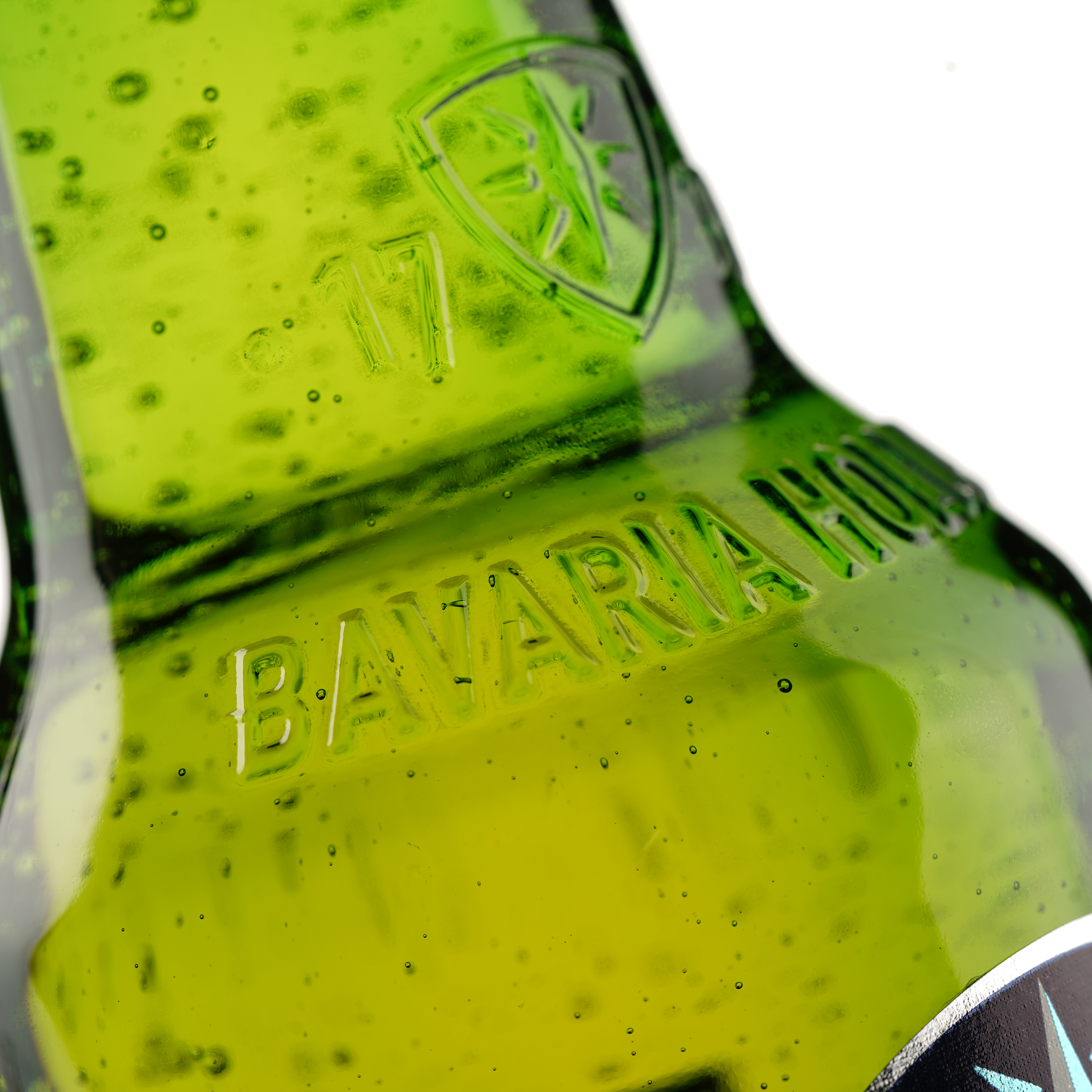 Пиво Bavaria, світле, фільтроване, 5%, 0,66 л - фото 3