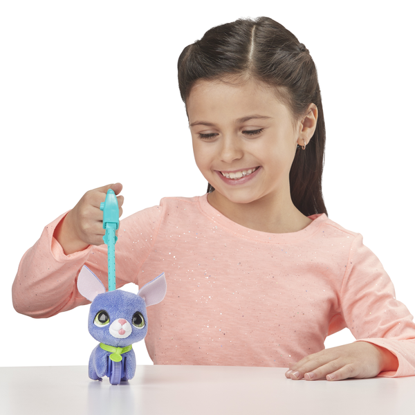 Мягкая игрушка Furreal Friends Hasbro Маленький питомец на поводке Щенок, синий (E3503) - фото 4