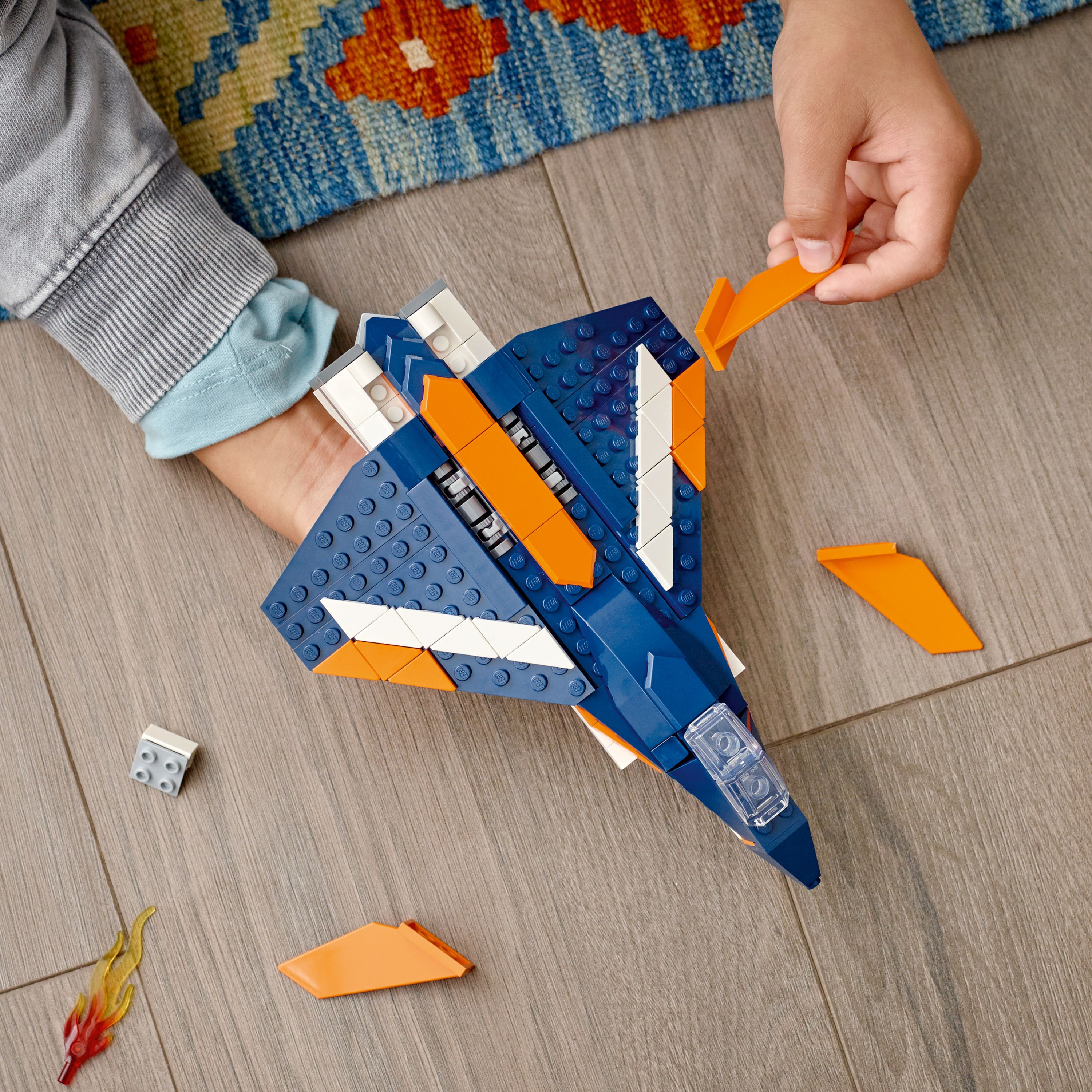 Конструктор LEGO Creator Сверхзвуковой самолет 3 в 1, 215 деталей (31126) - фото 4