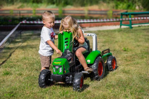 Детский трактор Falk 2021AB на педалях, с прицепом, зеленый (2021AB) - фото 4