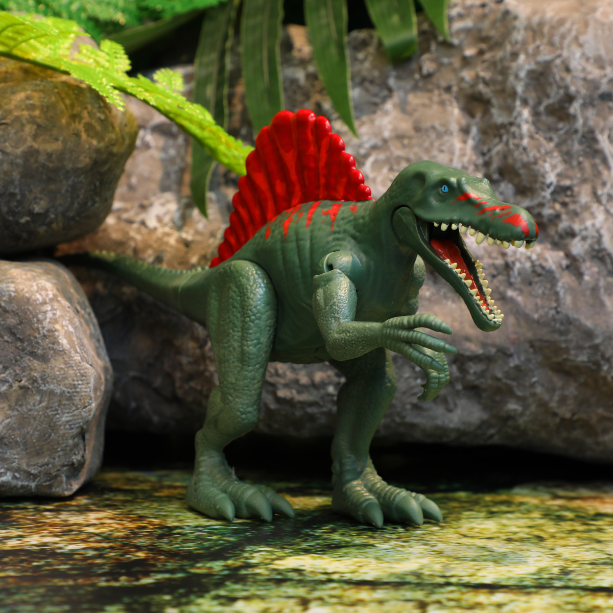 Інтерактивна іграшка Dinos Unleashed Realistic S2 Спинозавр, 14 см (31123S2) - фото 3