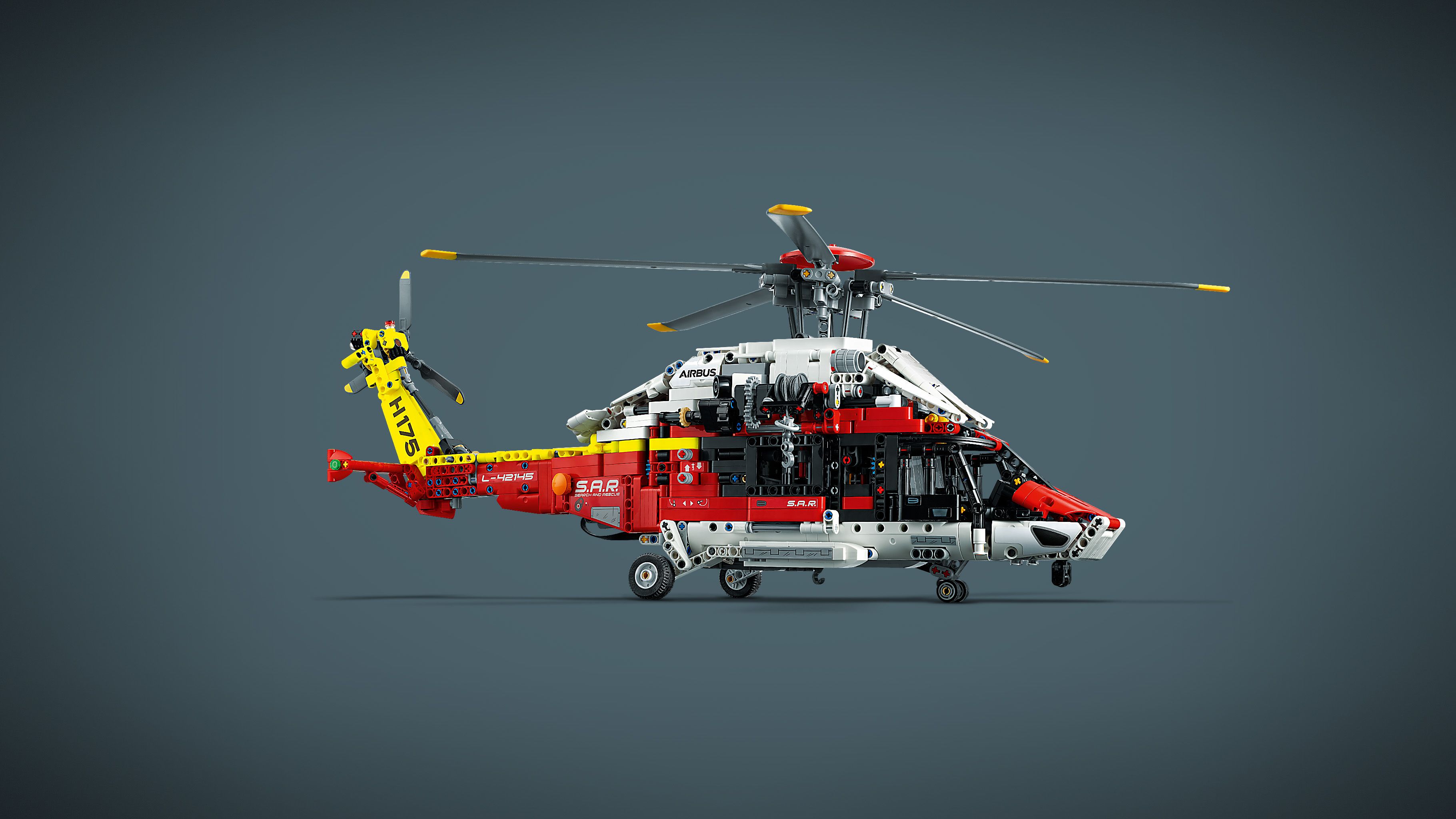 Конструктор LEGO Technic Спасательный вертолет Airbus H175, 2001 деталей (42145) - фото 8