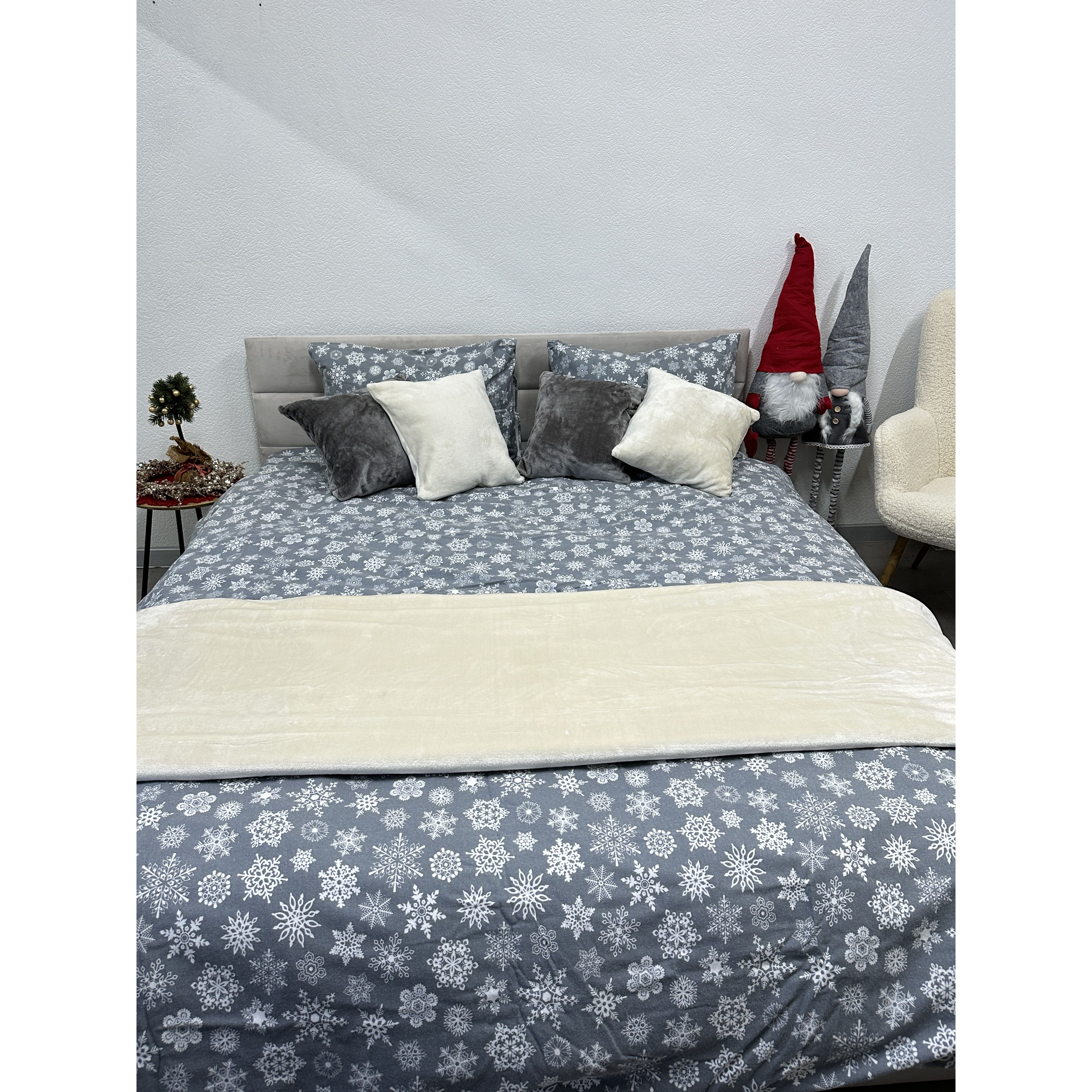 Комплект постельного белья Ecotton Евро 15501 Снежинка на сером (24266) - фото 1