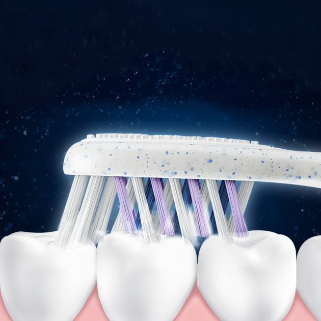 Зубна щітка Oral-B Pro-Expert Extra Clean, середня, 1 шт., синя - фото 6