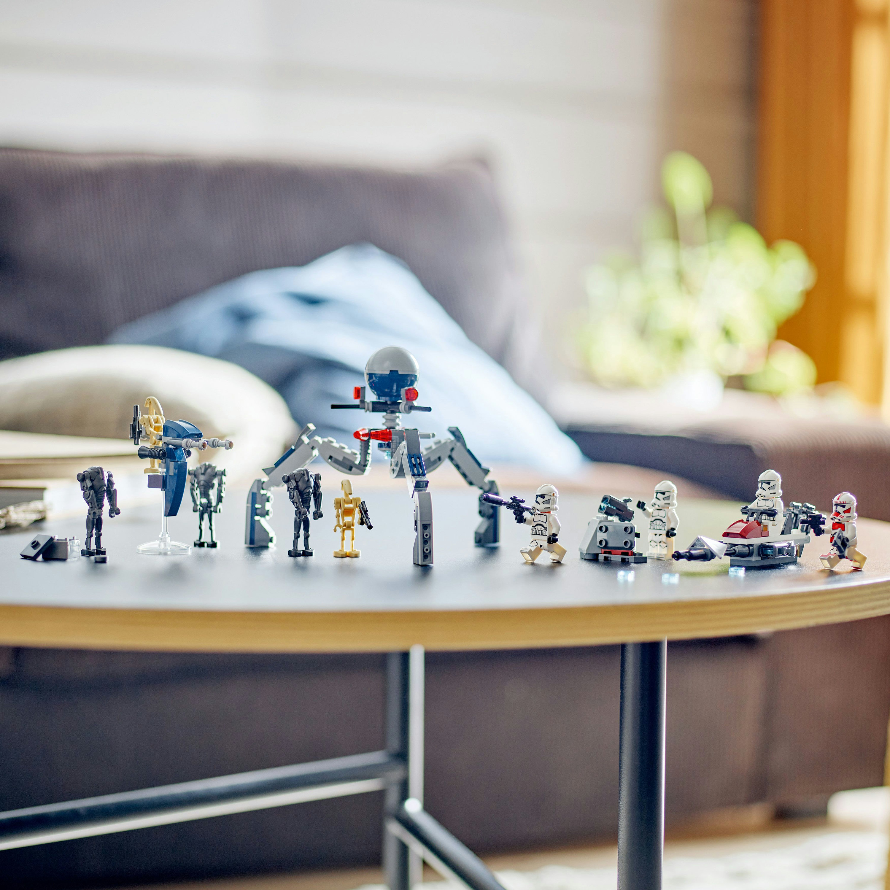 Конструктор LEGO Star Wars Клоны-пехотинцы и Боевой дроид Боевой набор 215 деталей (75372) - фото 5