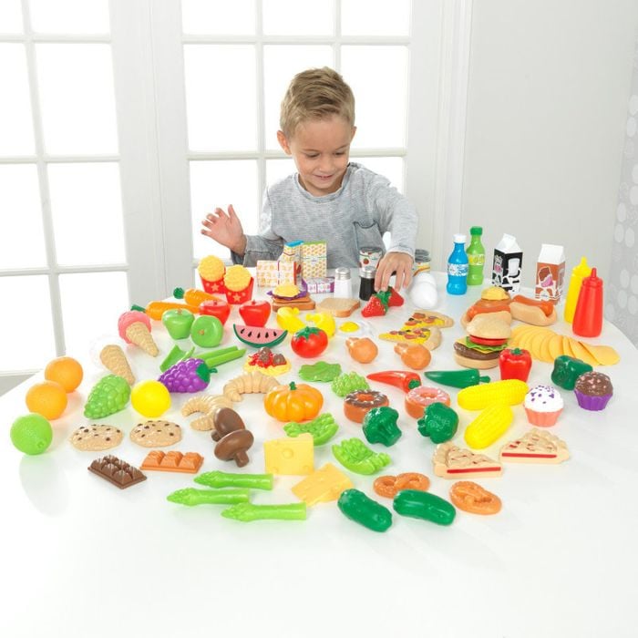 Игровой набор KidKraft Tasty Treat Pretend Food Set, 115 предметов (63330) - фото 5