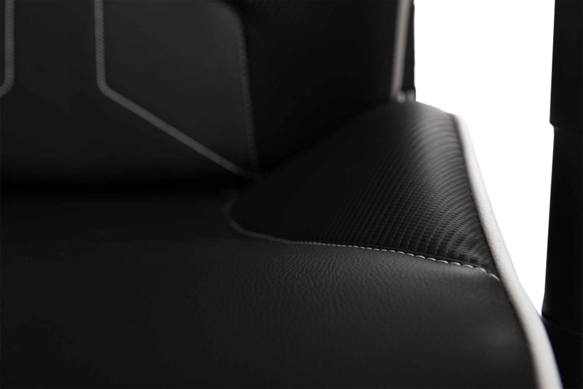 Геймерское кресло GT Racer черное с белым (X-8007 Black/White) - фото 11