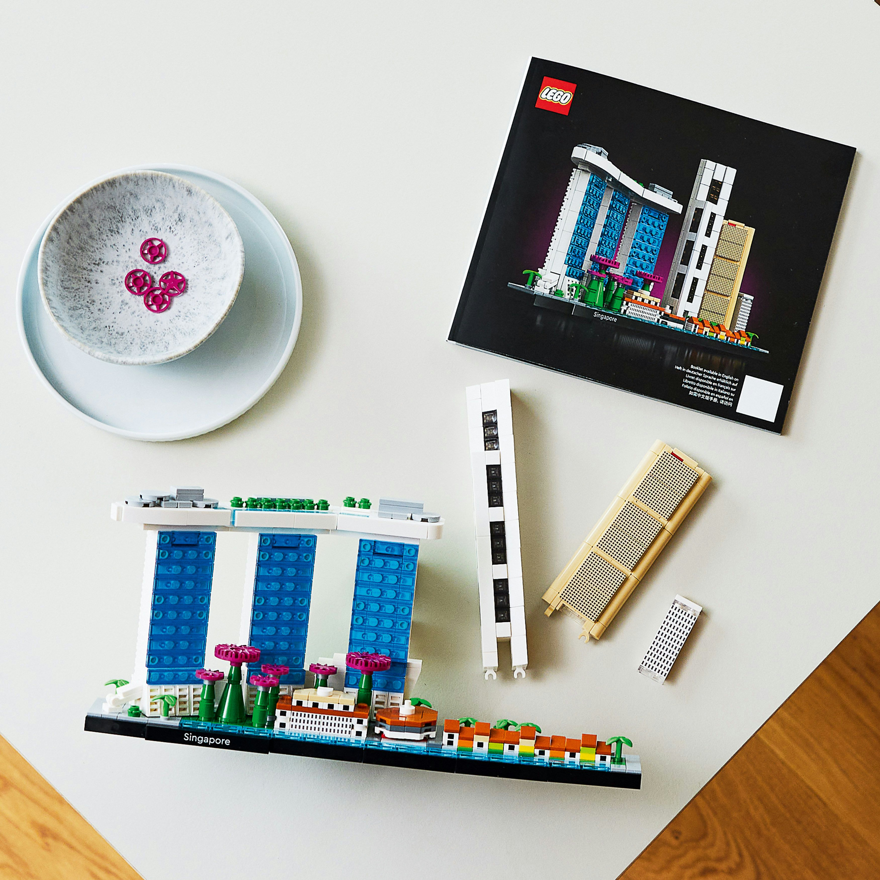 Конструктор LEGO Architecture Сингапур, 827 деталей (21057) - фото 5