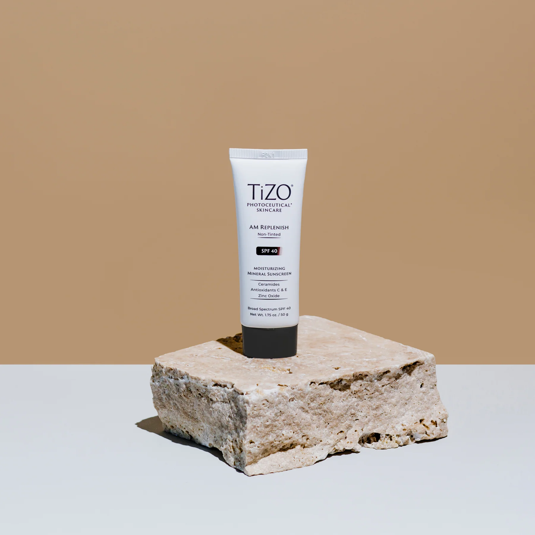 Дневной крем TiZO Photoceutical Skincare AM Replenish Non-Tinted SPF 40, 50 г - фото 4