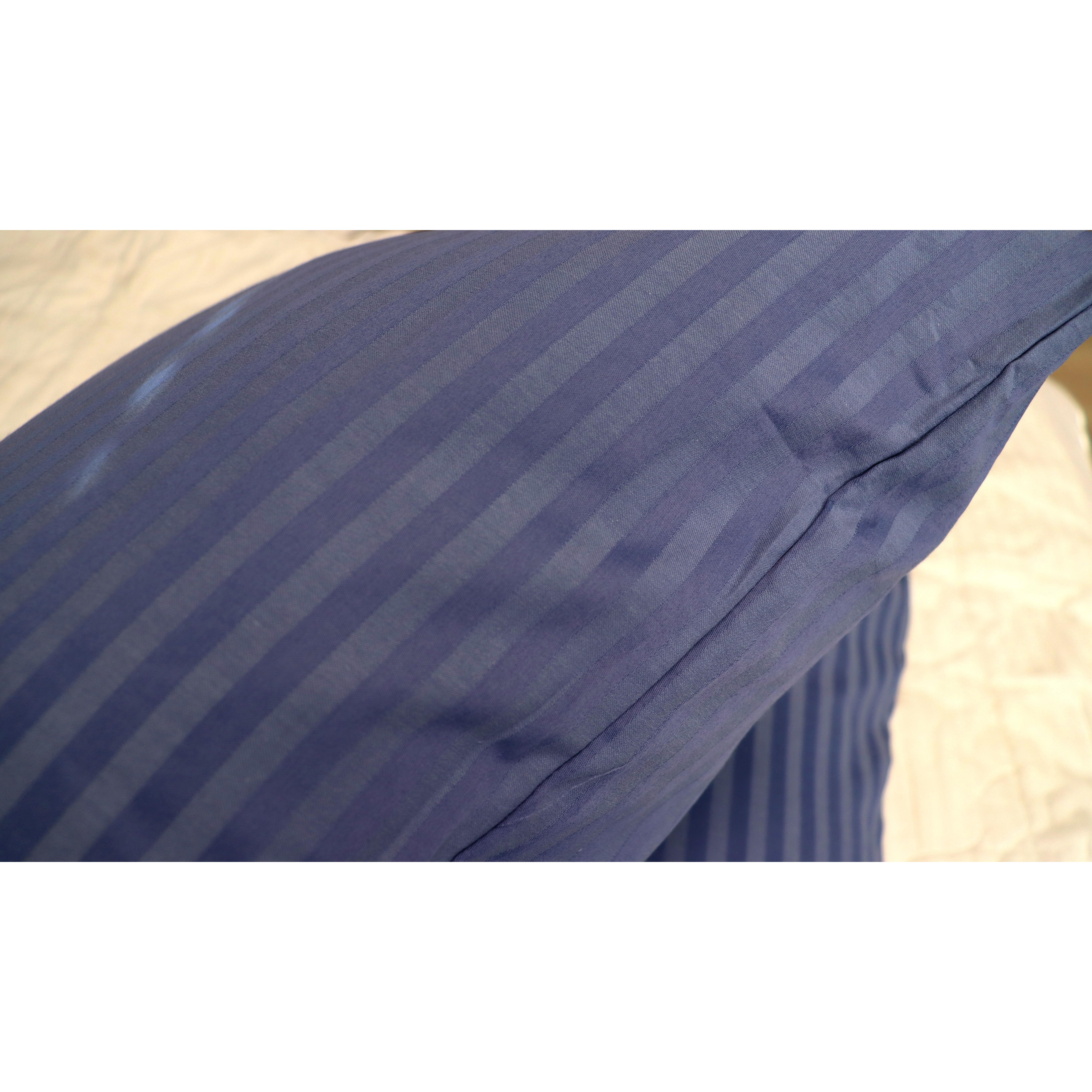Комплект постільної білизни LightHouse Sateen Stripe Blue Navy євростандарт синій (603623_2,0) - фото 3
