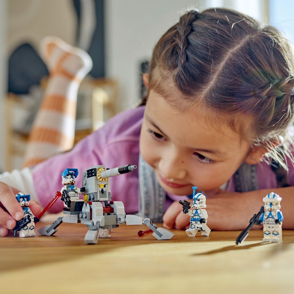 Конструктор LEGO Star Wars Боевой отряд бойцов-клонов 501-го легиона 119 деталей (75345) - фото 7
