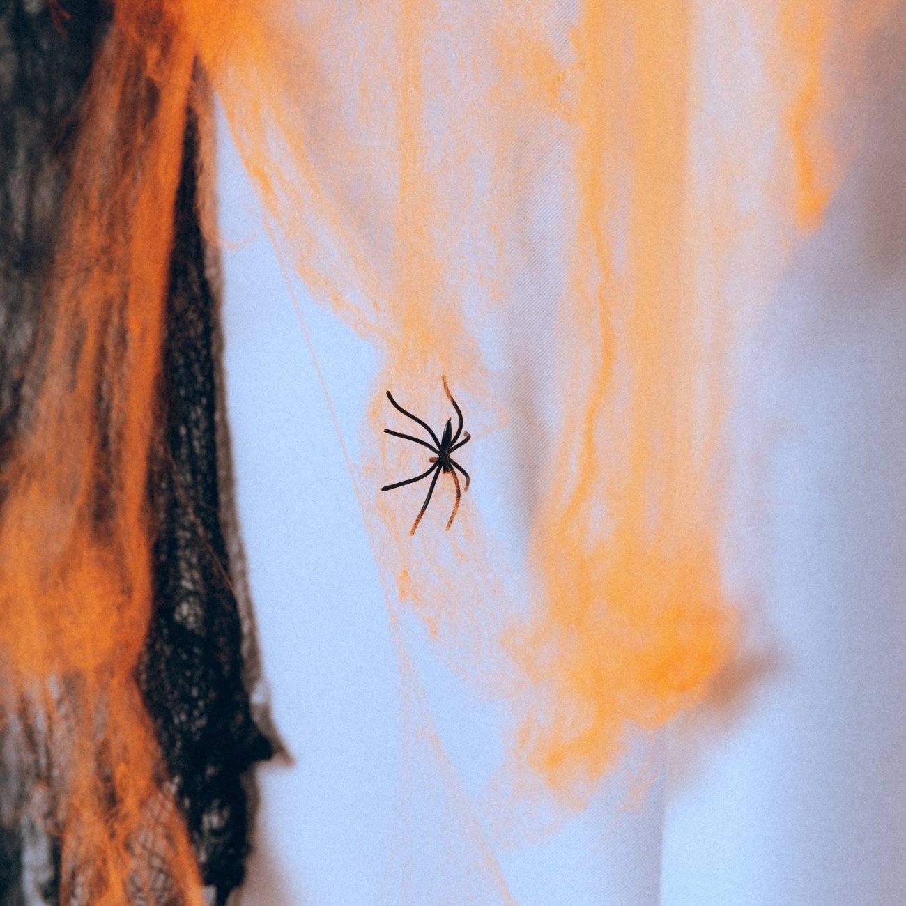 Павутина Yes! Fun Halloween з двома павучками, 20 г, помаранчева (973672) - фото 4