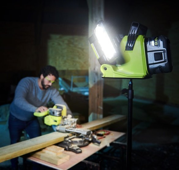 Прожектор панельний Ryobi One+ RLP18-0, 18V, 3 LED панелі, 3000Lm, 3 режими яскравості, без АКБ та ЗП (5133005398) - фото 4