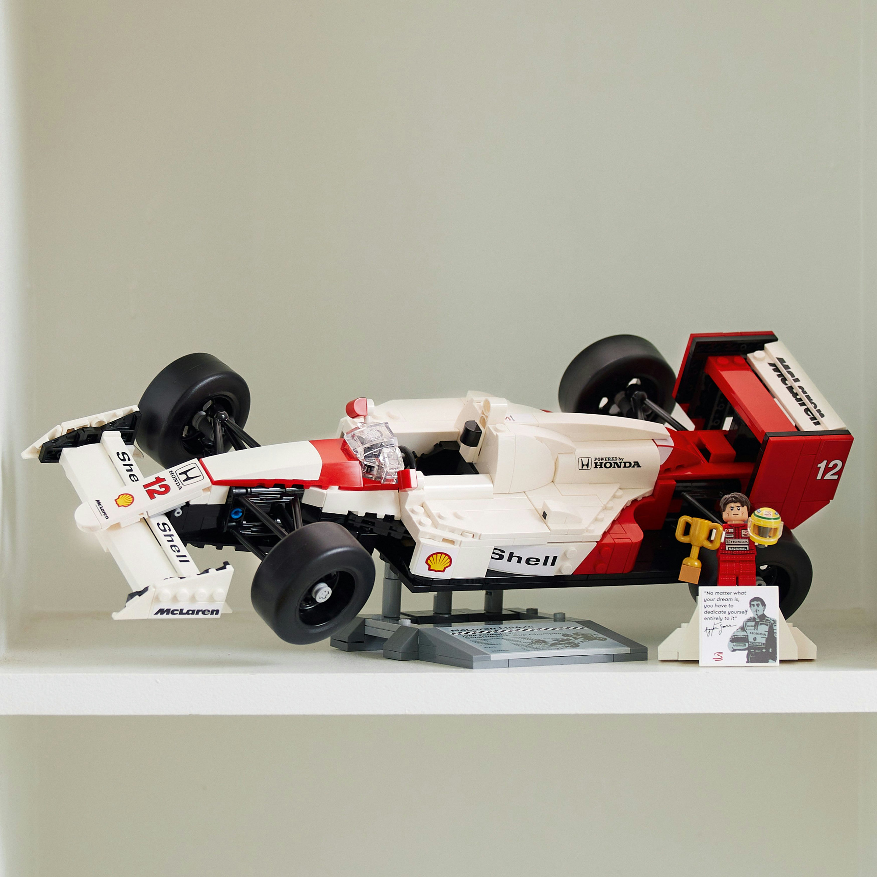Конструктор LEGO Icons McLaren MP4/4 и Айртон Сенна 693 деталей (10330) - фото 6