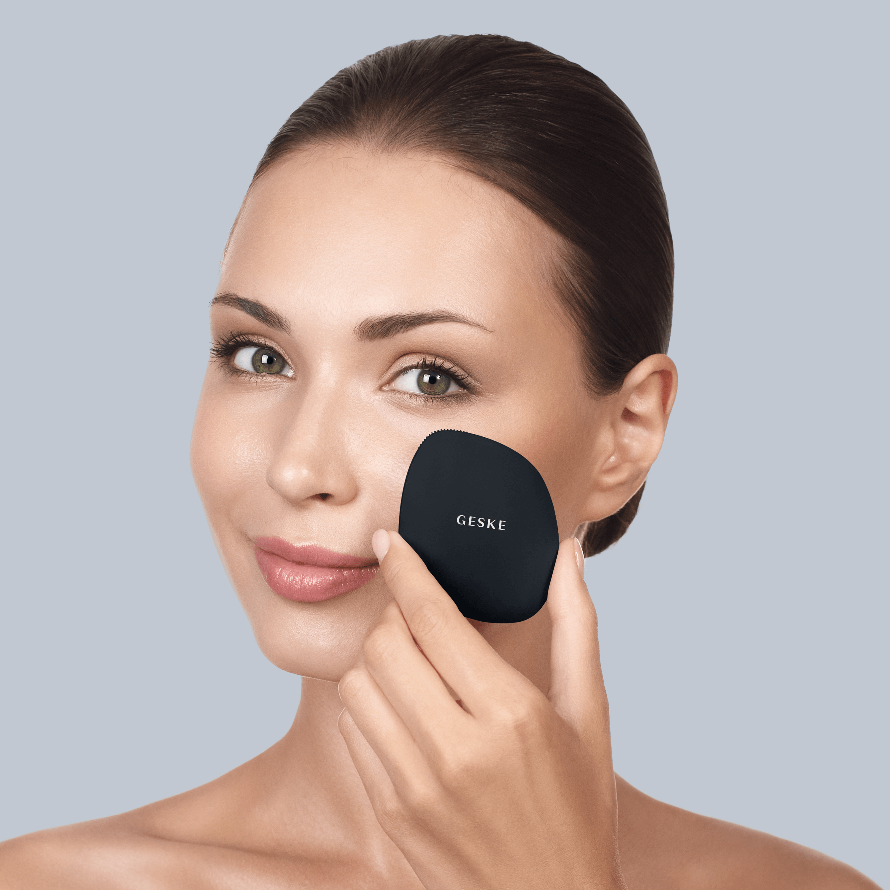 Щітка для обличчя GESKE Facial Brush 4 в 1 з тримачем чорна - фото 2