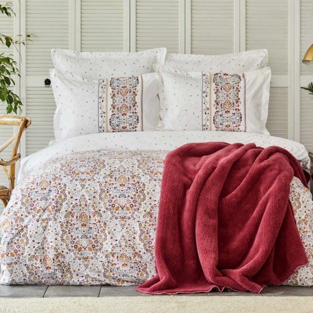 Набор постельное белье с пледом Karaca Home Fiorela sarabi, евро, красный, 5 предметов (svt-2000022280013) - фото 1