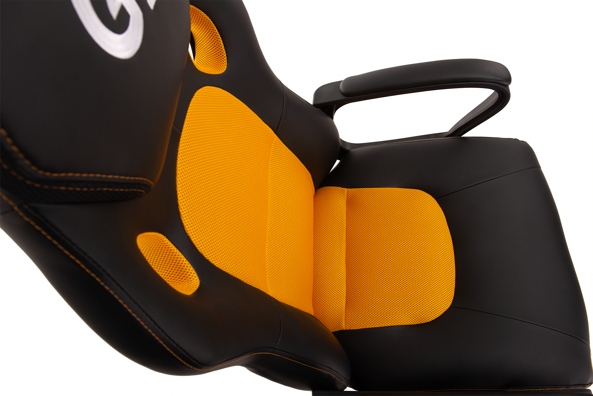 Геймерское кресло GT Racer черное с желтым (X-2640 Black/Yellow) - фото 9