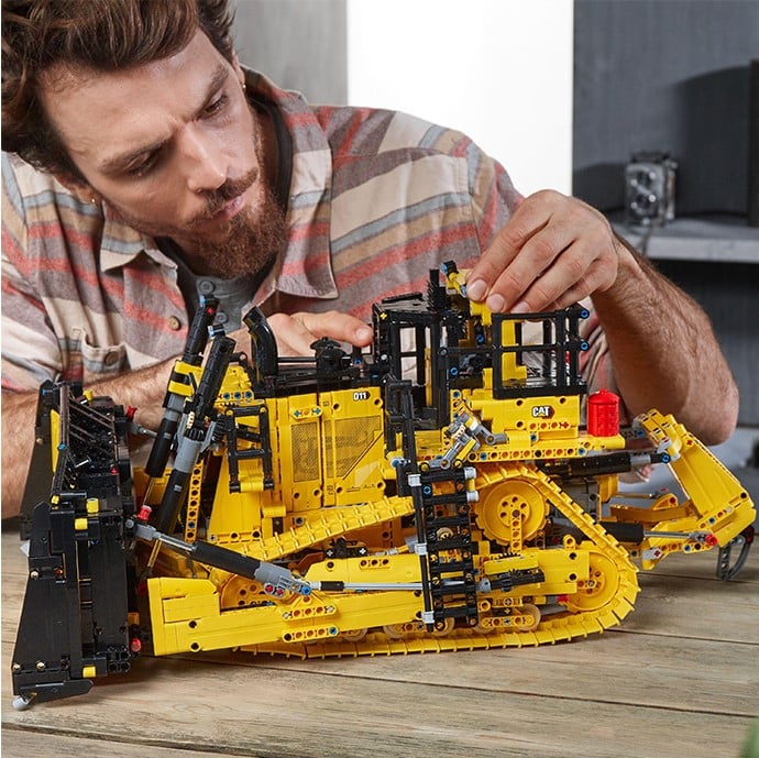 Конструктор LEGO Technic Бульдозер Cat D11, 3854 деталі (42131) - фото 10