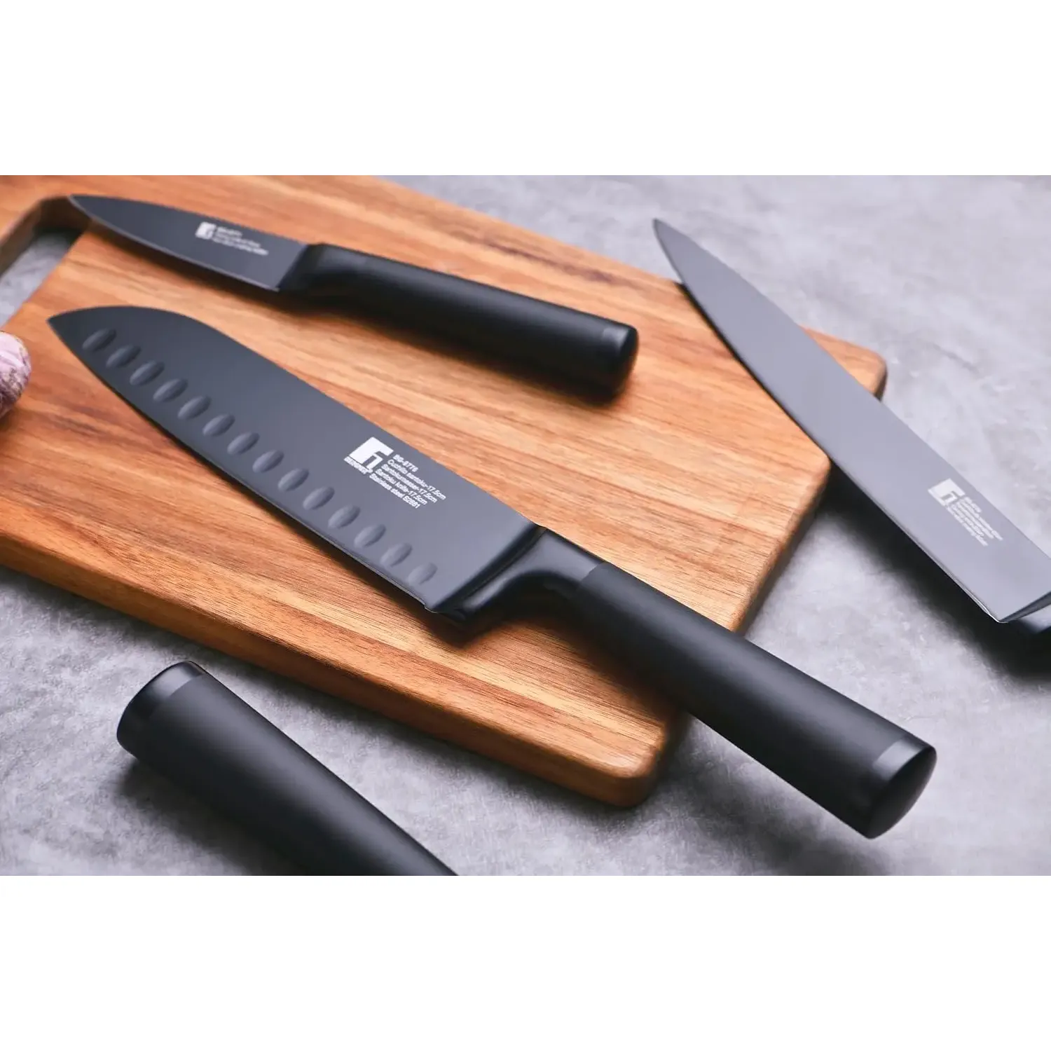 Нож для хлеба Bergner Blackblade 20 см (BG-8774) - фото 2