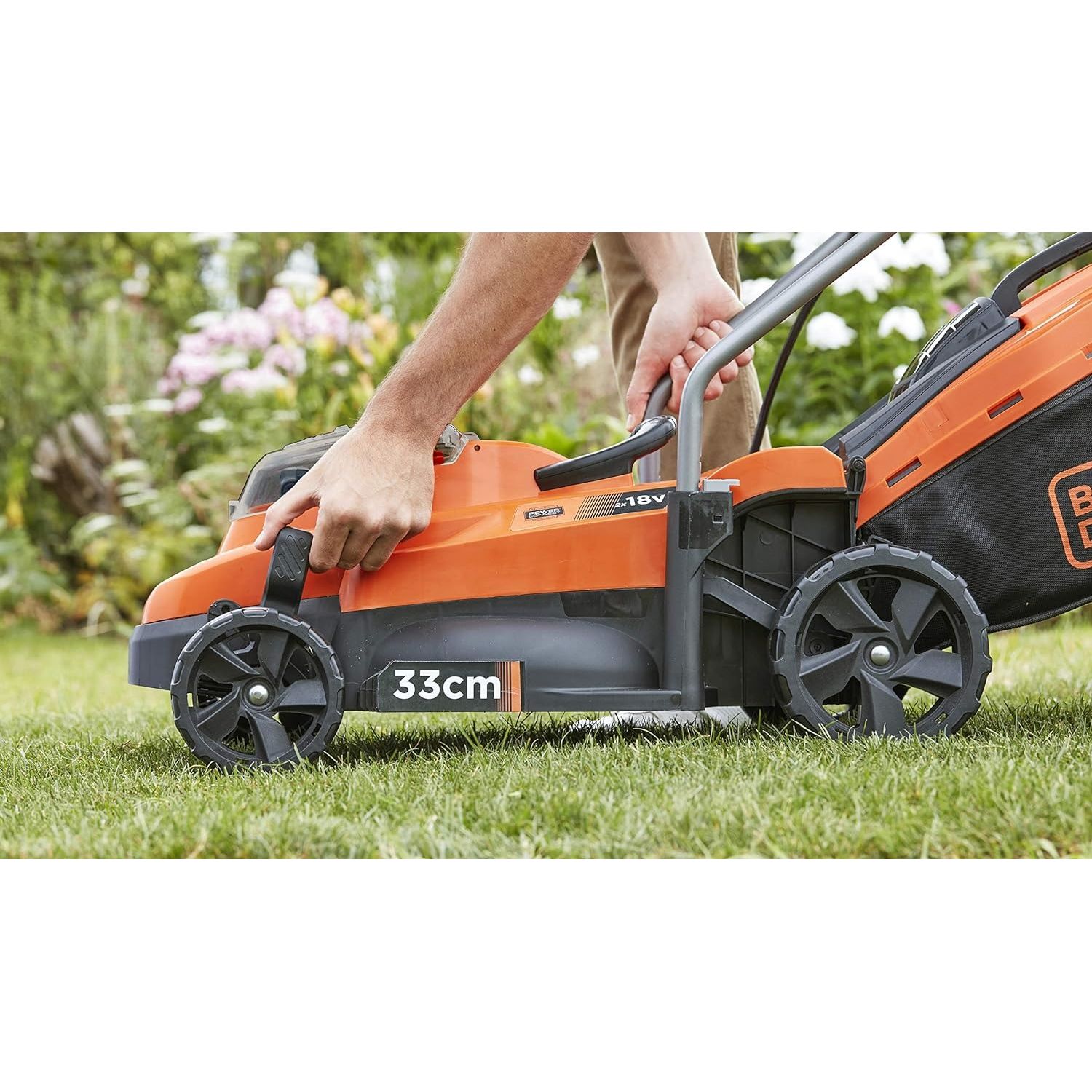 Газонокосилка Black+Decker аккумуляторная (BCMW3318L2-QW) - фото 8