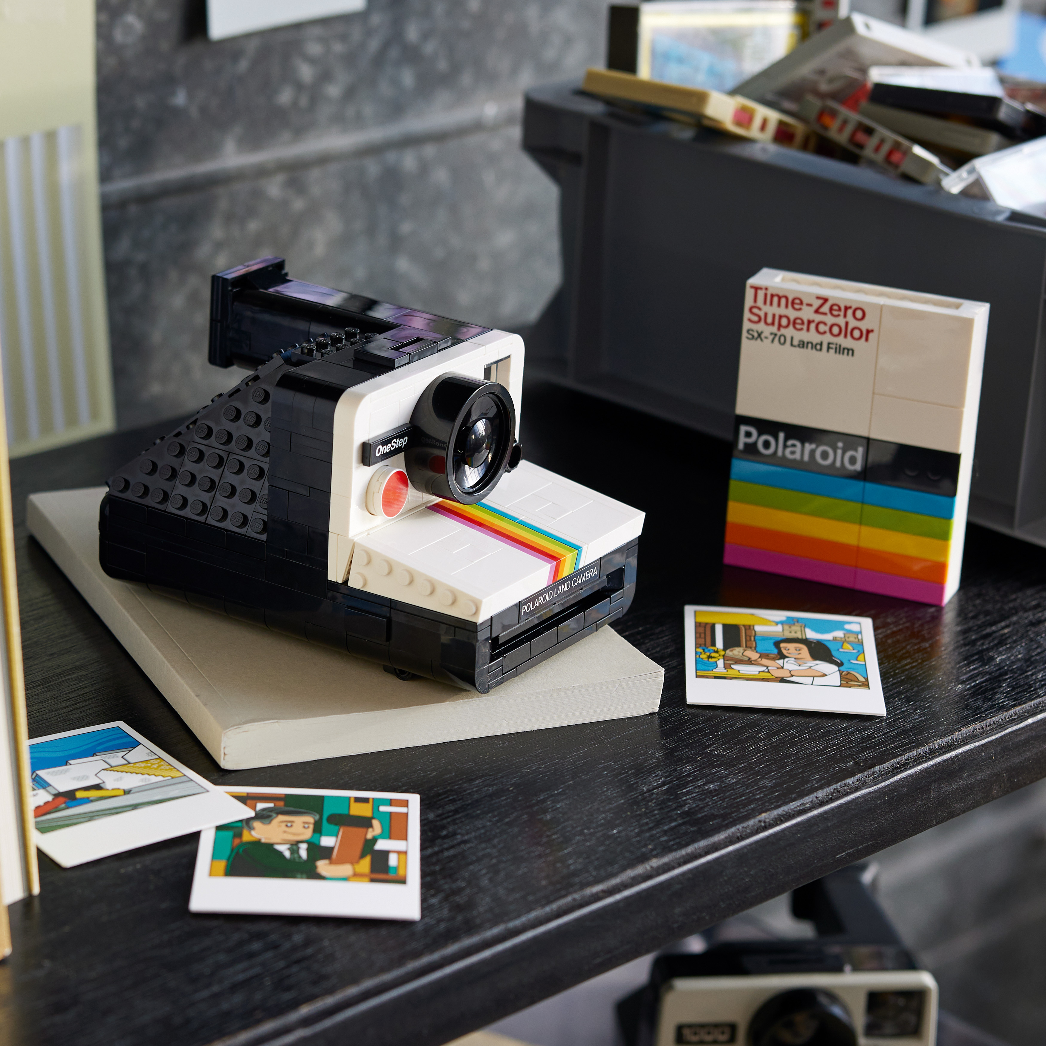 Конструктор LEGO Ideas Фотоаппарат Polaroid OneStep SX-70 516 детали (21345) - фото 8
