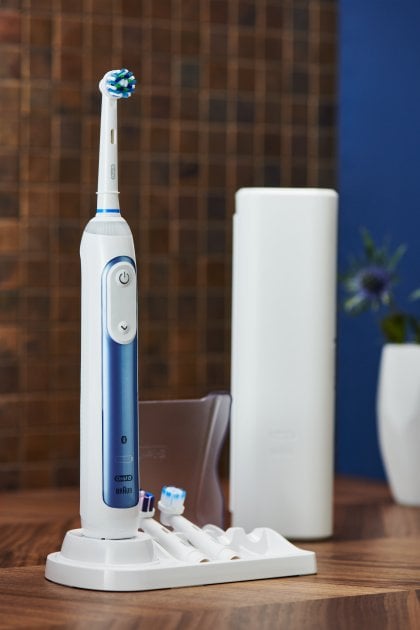 Електрична зубна щітка Oral-B Smart 6 CrossAction Blue - фото 9