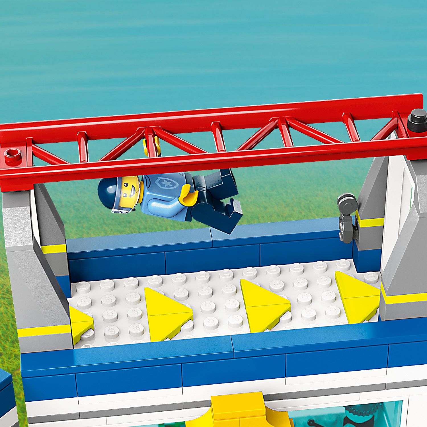 Конструктор LEGO City Полицейская академия 823 деталей (60372) - фото 7