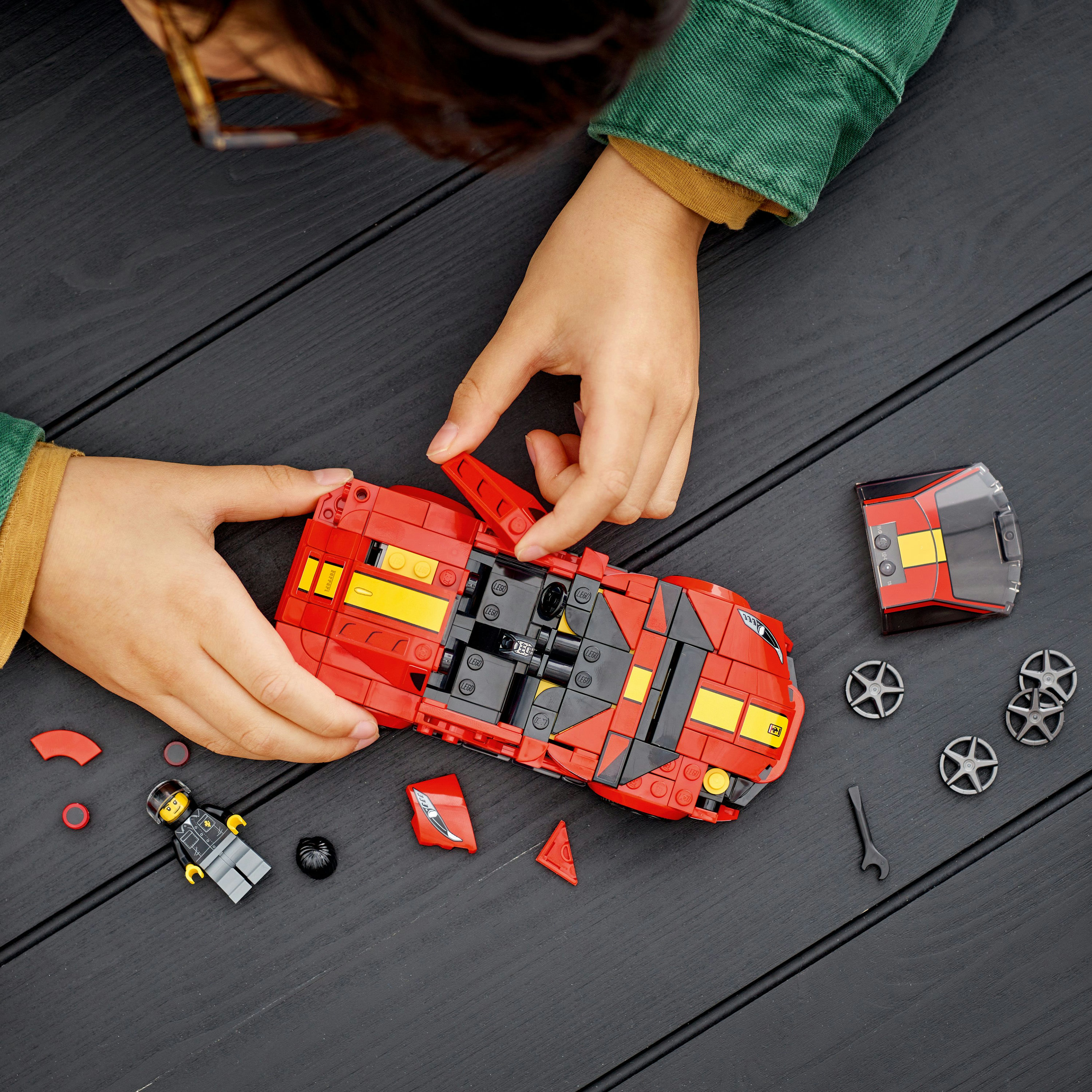 Конструктор LEGO Speed Champions Ferrari 812 Competizione, 261 деталь (76914) - фото 5