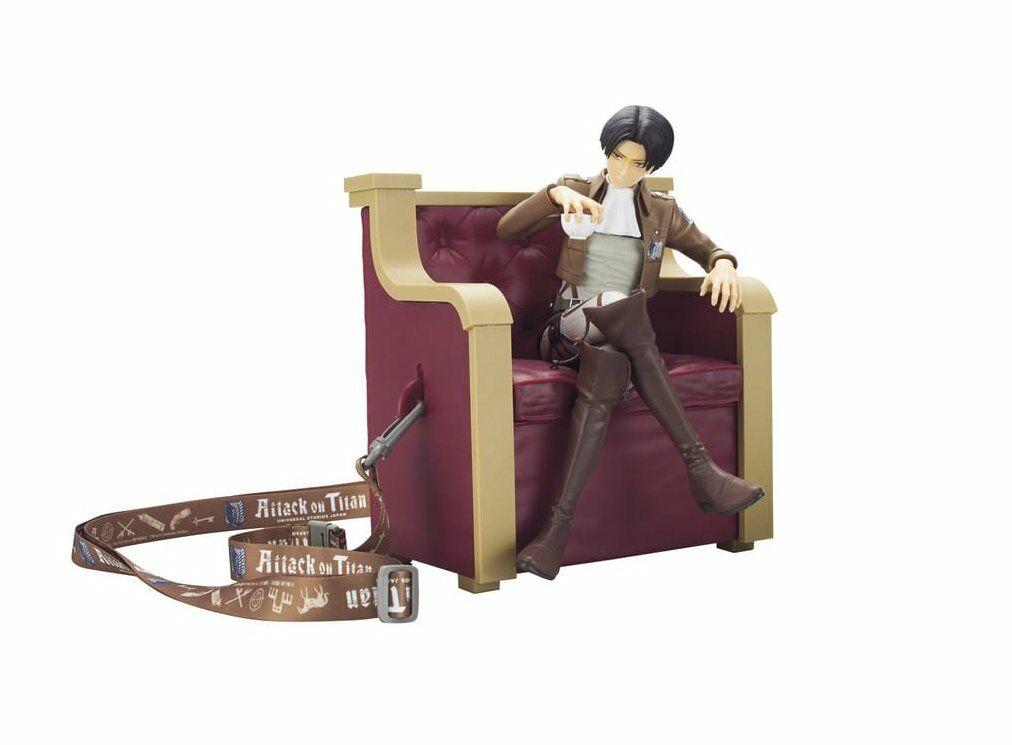 Фигурка - сумка Universal Studios Атака титанов Леви Attack on Titan Levi 23 см US AoT L 23 - фото 2